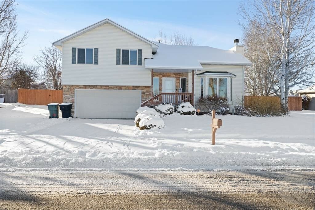 Property Photo:  1652 Fantan St  MT 59105 