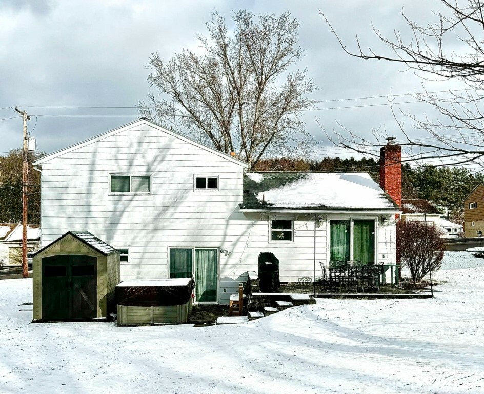 Property Photo:  904 Taylor Drive  NY 13850 