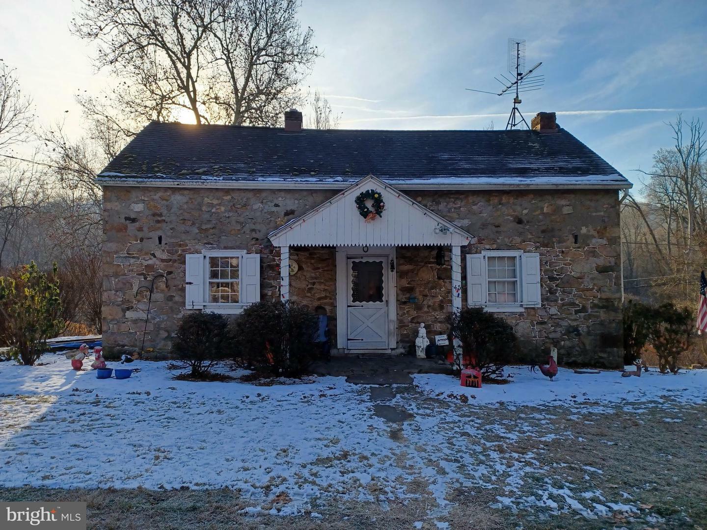 Property Photo:  47 Sally Ann Furnace Rd Road  PA 19539 