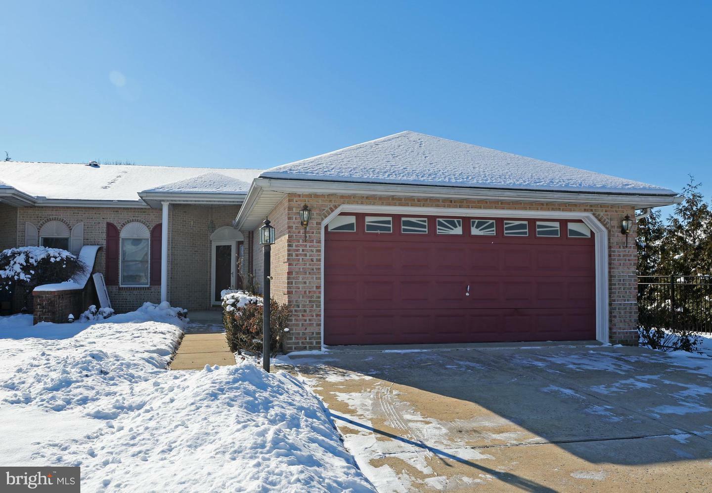 Property Photo:  76 Chadwick Drive  PA 17225 