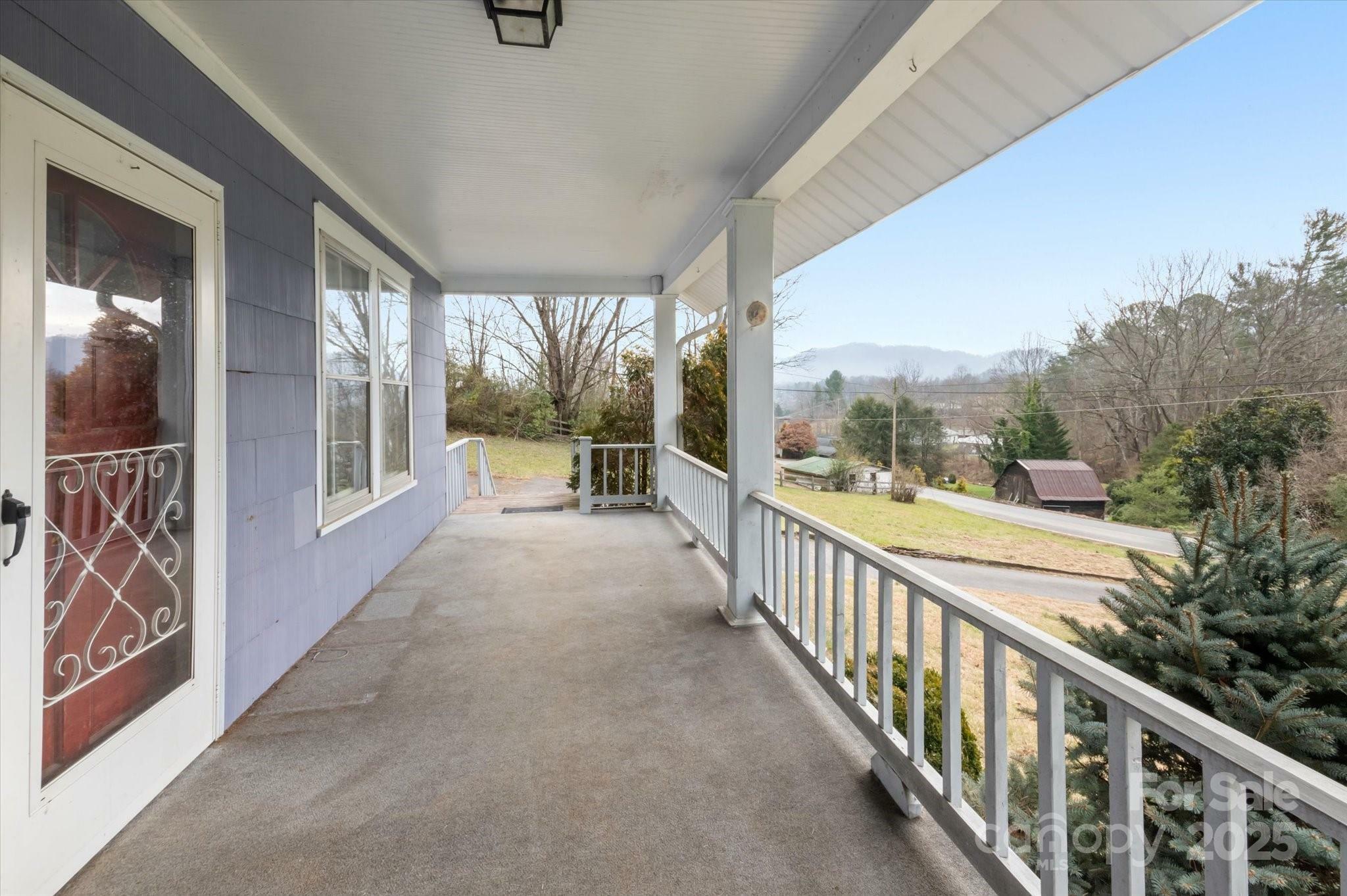 Property Photo:  919 Lee Road  NC 28721 