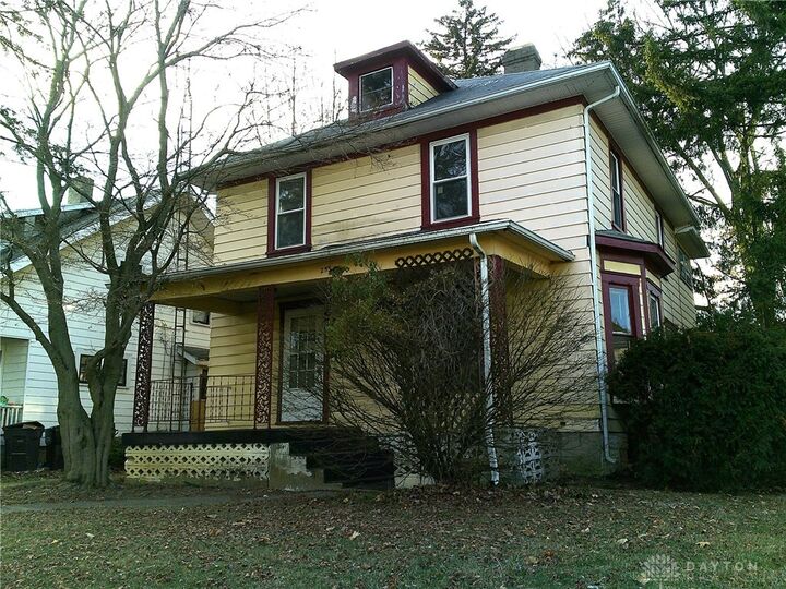 253 S Clairmont Avenue  Springfield OH 45505 photo