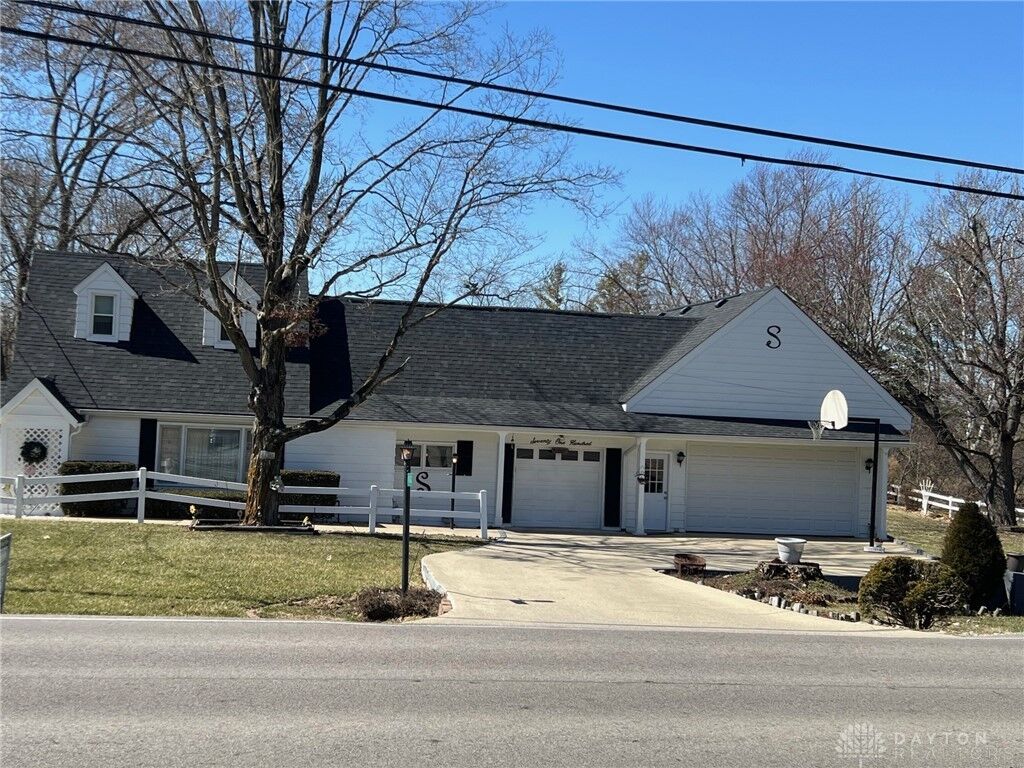 Property Photo: 7100 Kessler Frederick Road OH 45383