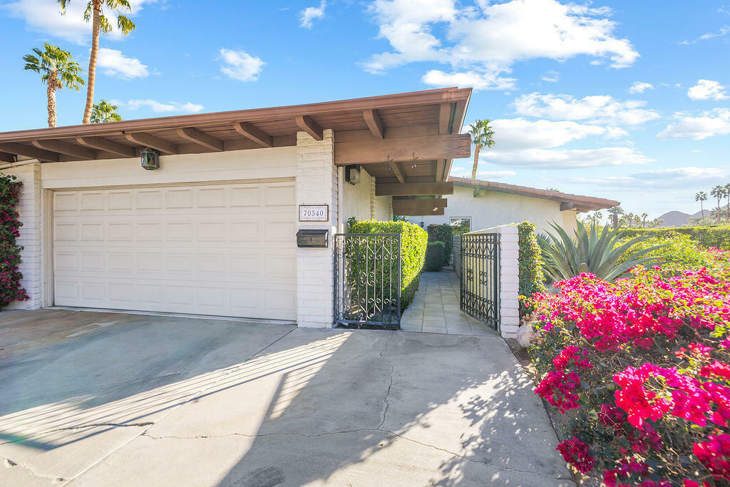 Property Photo:  70340 Camino Del Cerro  CA 92270 