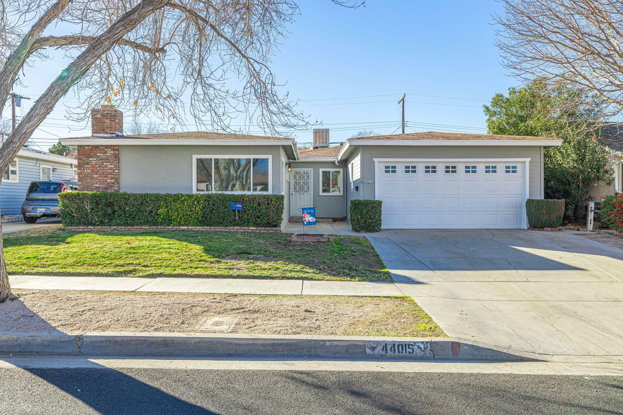 Property Photo:  44015 Elm Avenue  CA 93534 