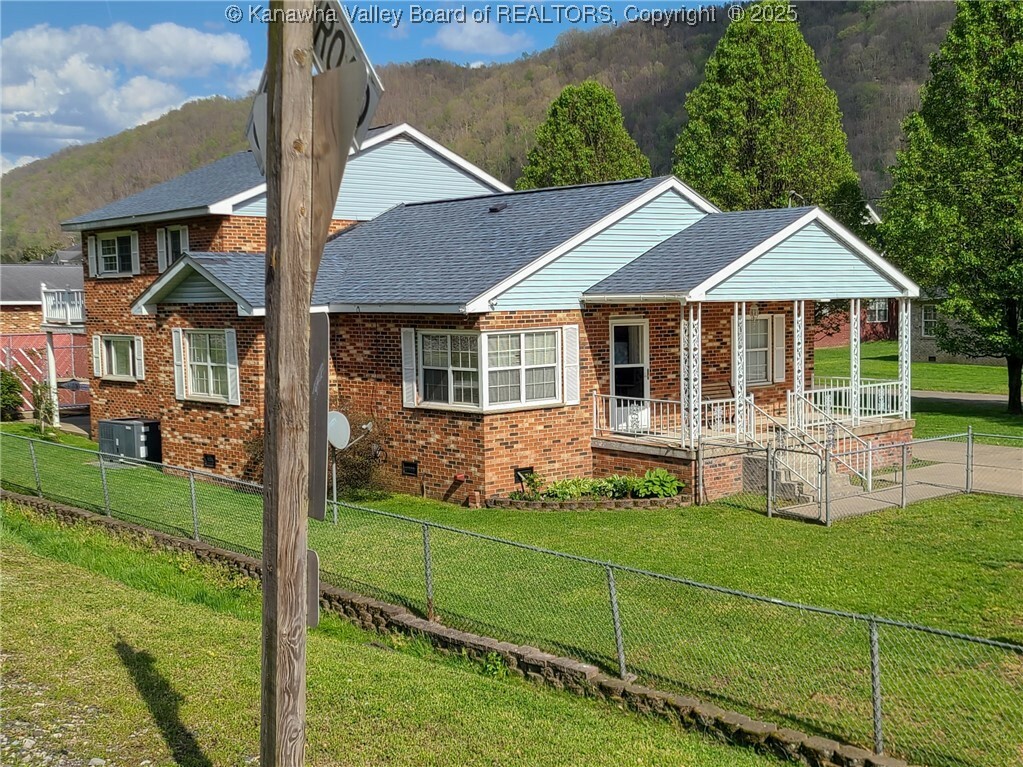 Property Photo: 118 Maroney Lane WV 25015