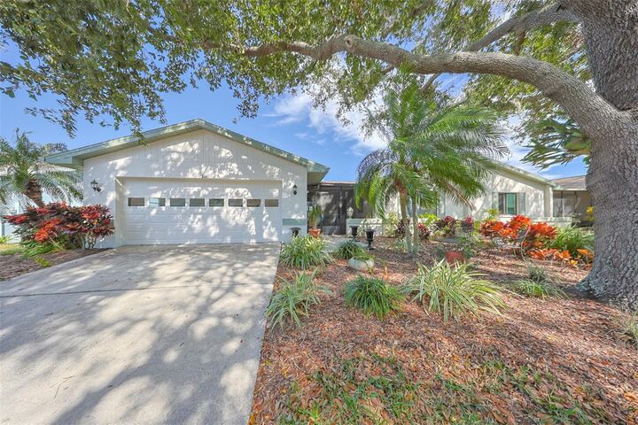 1318 Leland Drive  Sun City Center FL 33573 photo