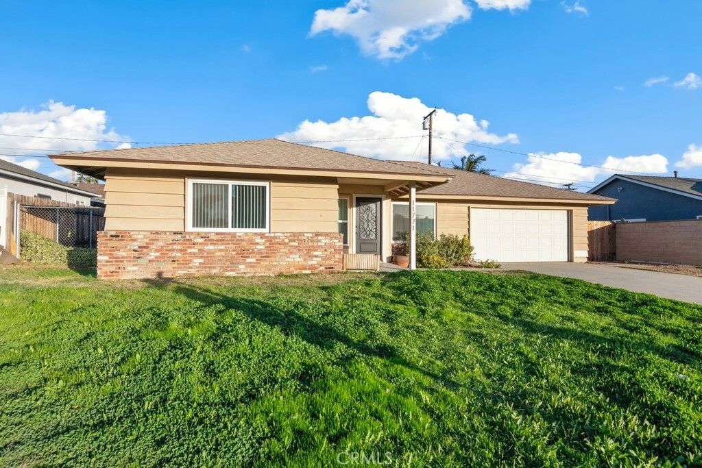 11771 Crystal Avenue  Chino CA 91710 photo