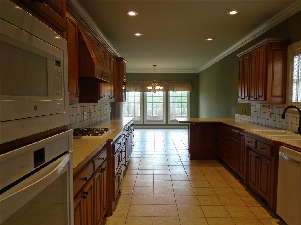 Property Photo:  3909 Brooks Circle  AR 72758 