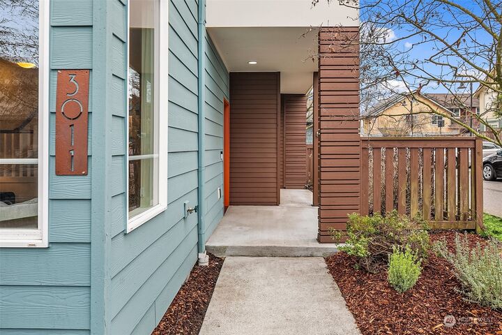 Property Photo:  3011 S Nevada Street  WA 98108 