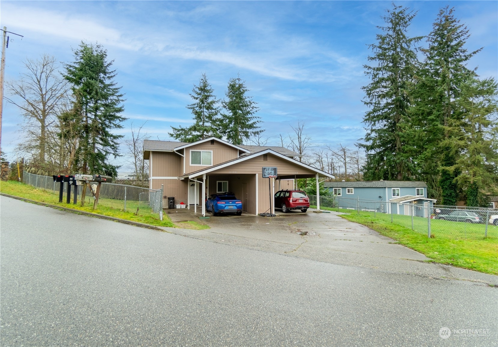 Property Photo:  6108  Kenwood Drive  WA 98203 