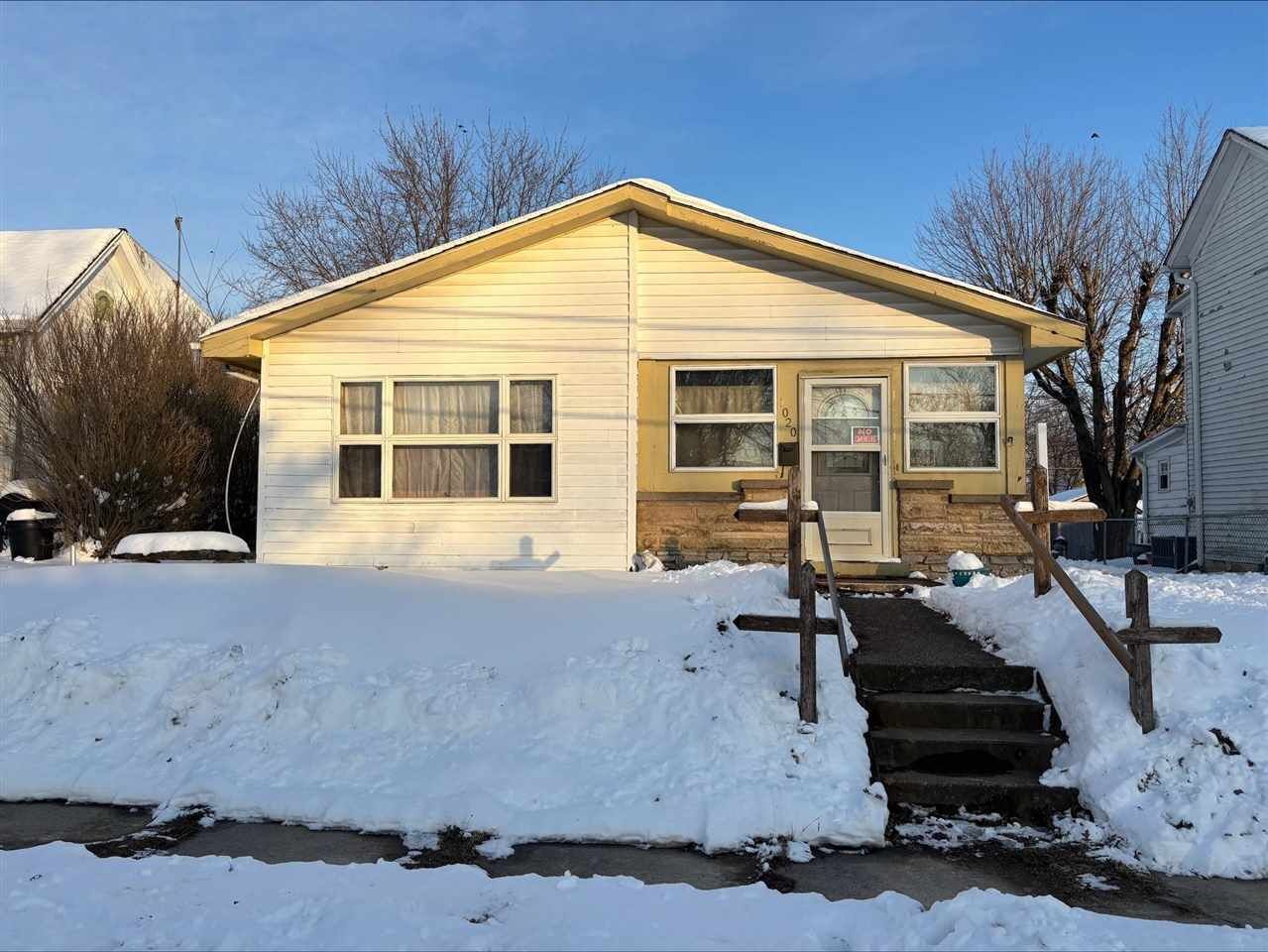 Property Photo:  1020 Beech Street  IN 47331 