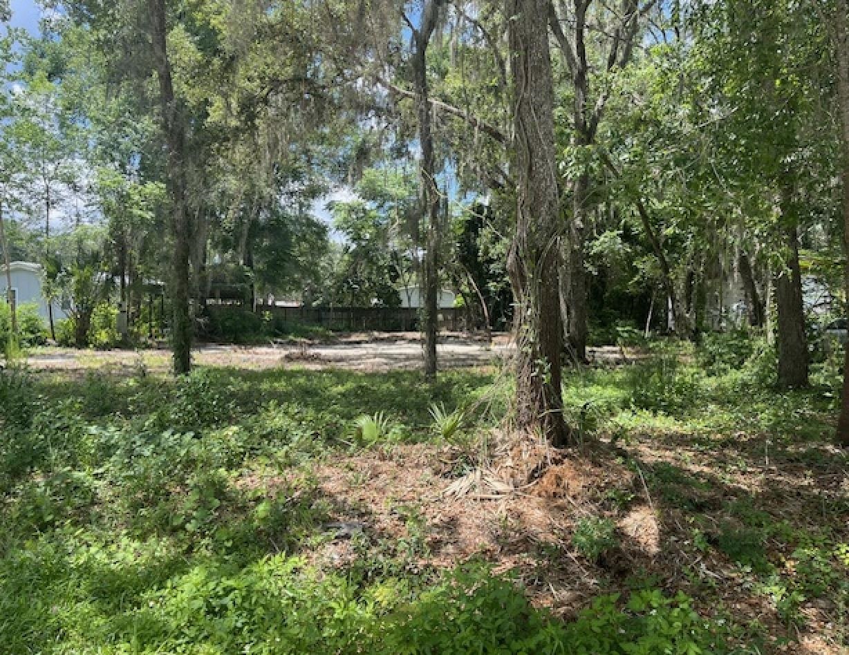 Property Photo:  107 Marlin Dr  FL 32189 
