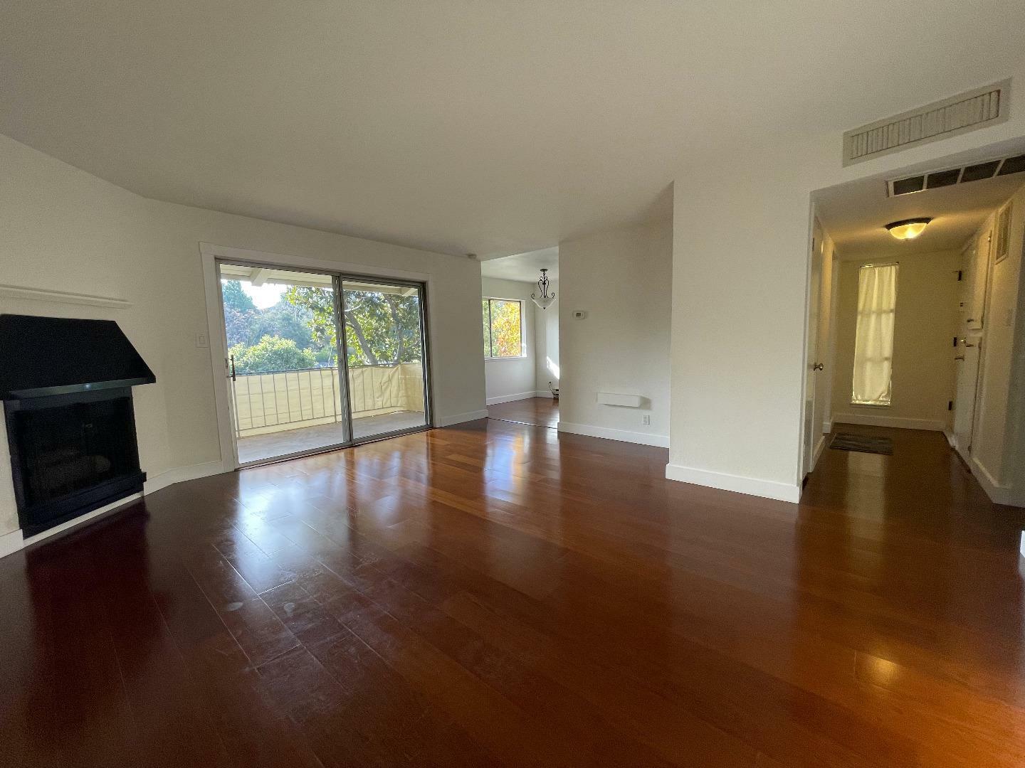 Property Photo:  420 Alberto Way 5  CA 95032 