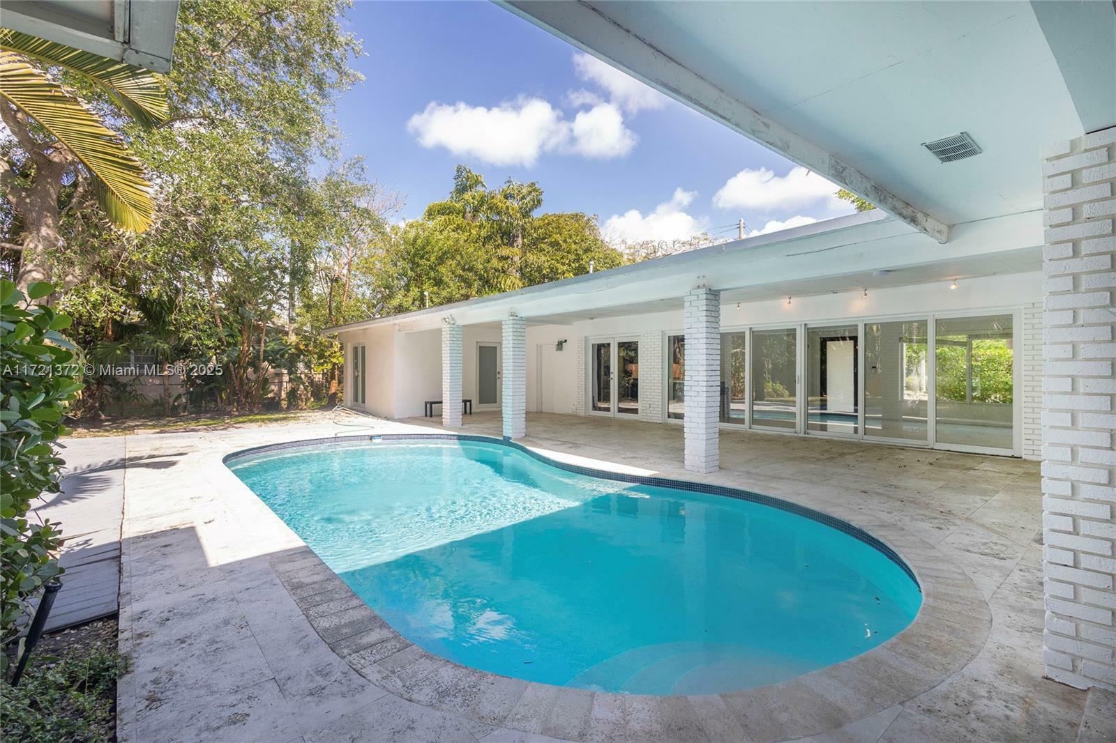 Property Photo: 7620 SW 136th St FL 33156