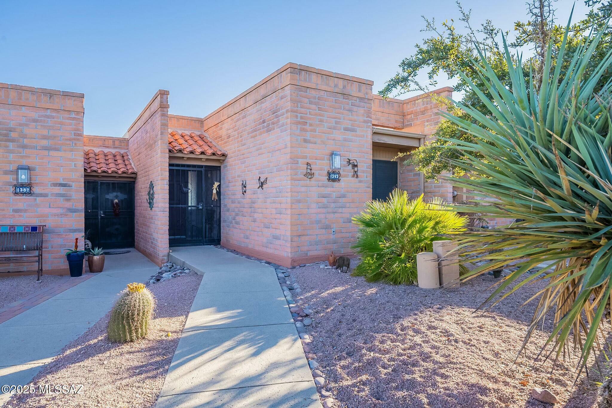 Property Photo:  1393 W Desert Hills Drive  AZ 85622 