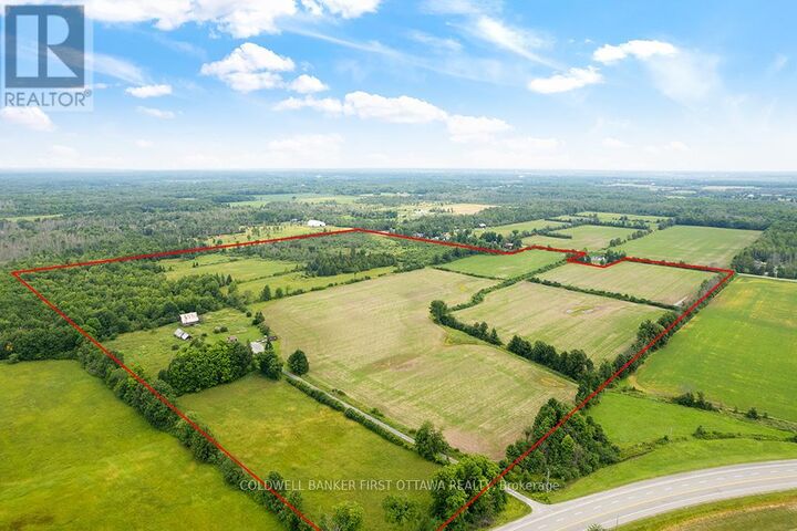 Property Photo: 11768 Highway 7 ON K7C 0C5