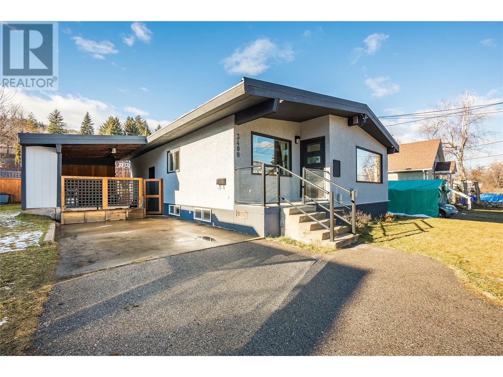 Photo de la propriété:  3408 8th Avenue  BC V1N 2Y4 