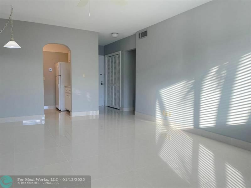 Property Photo:  1801 NE 62nd St 208  FL 33308 