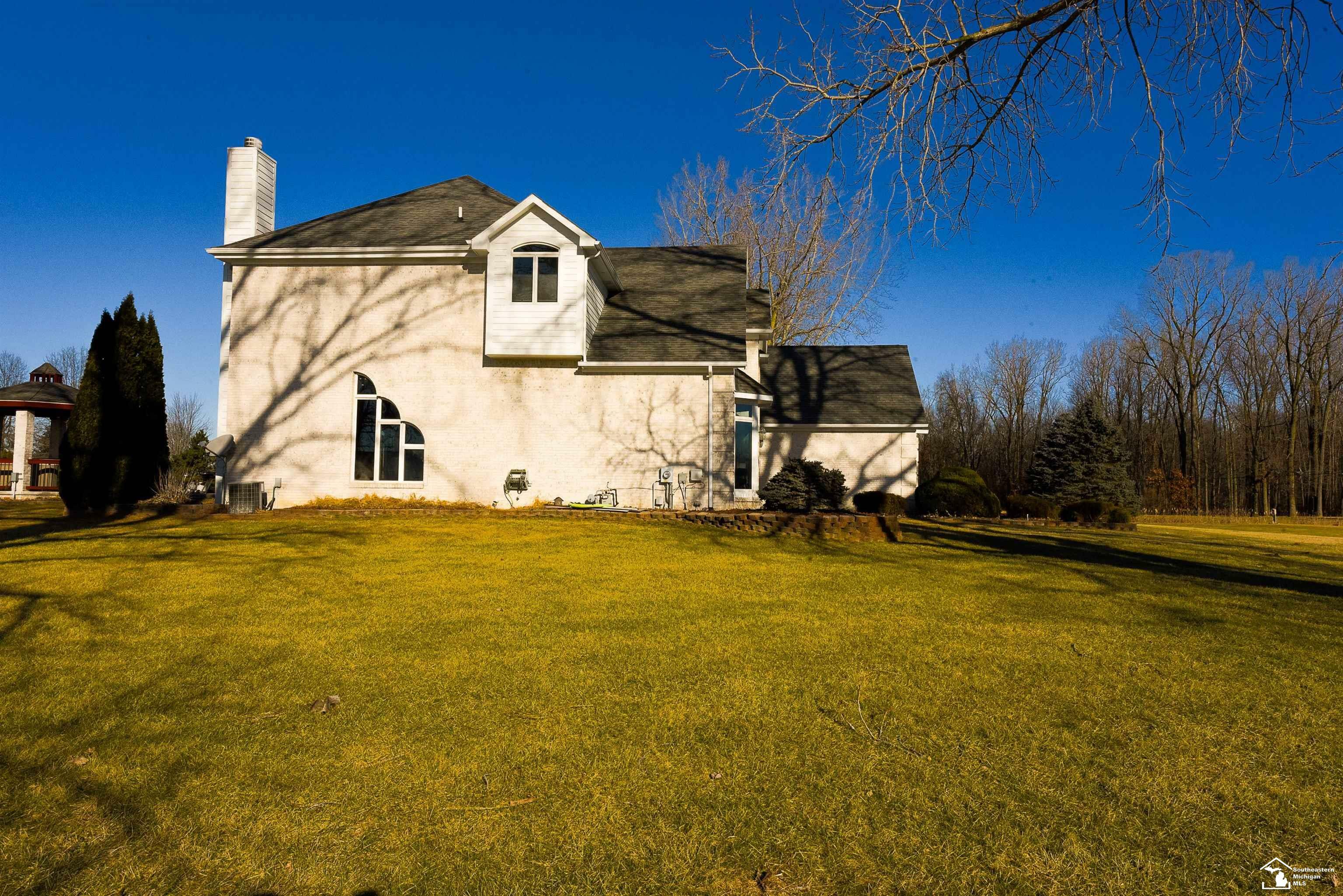 Property Photo:  14045 Kenneth Drive  MI 48117 