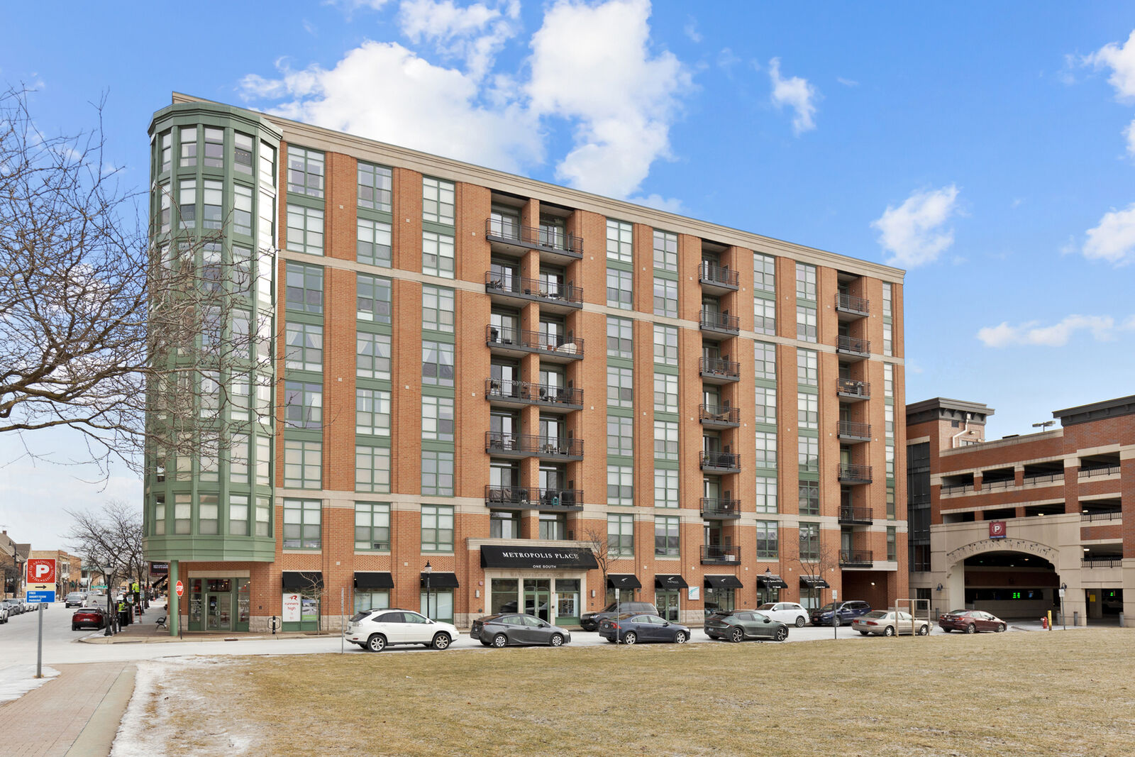 Property Photo: 1 S Highland Avenue 505 IL 60005