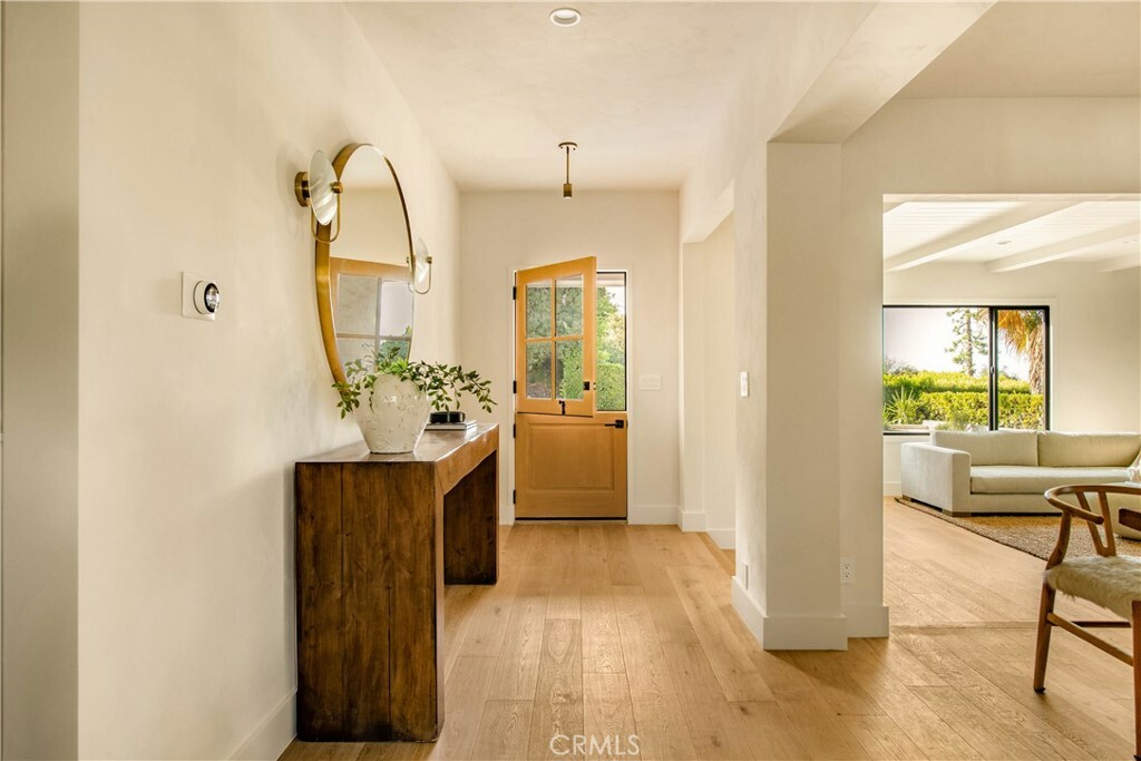 Property Photo:  10842 Alta View Drive  CA 91604 