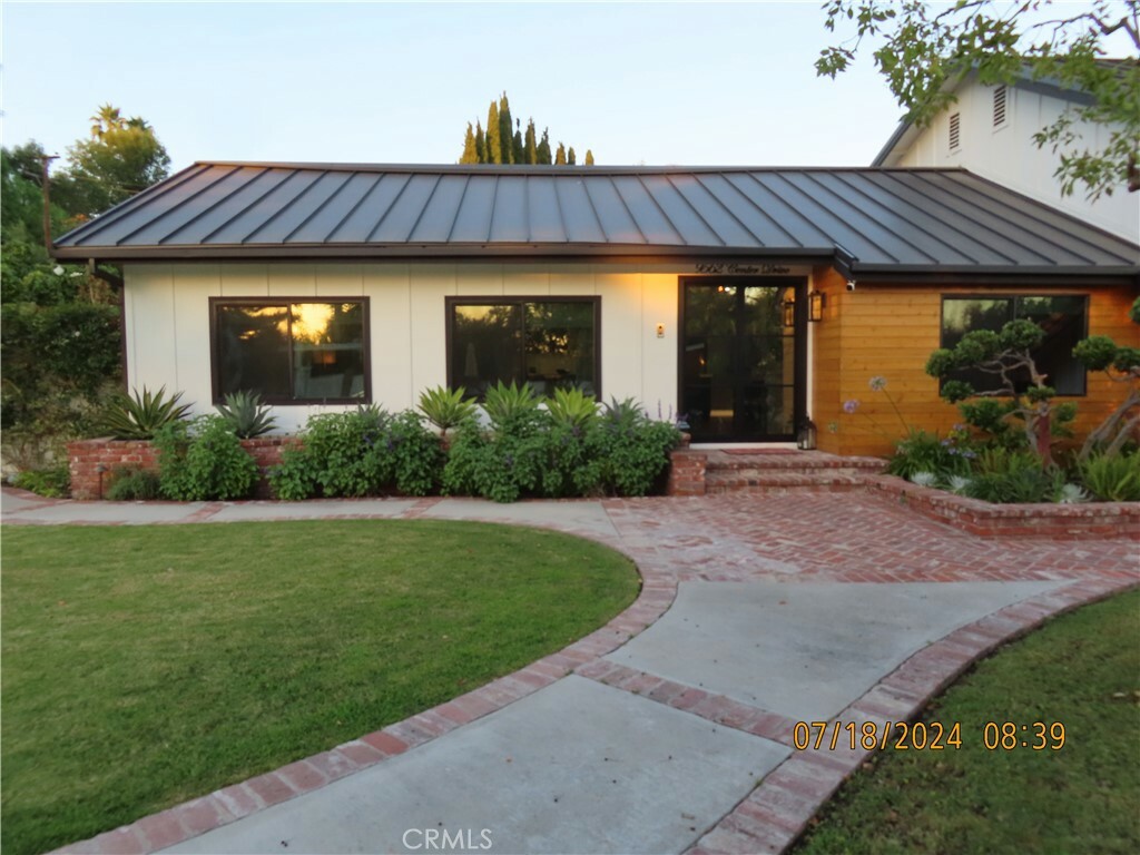 Property Photo:  9562 Center Drive  CA 92861 