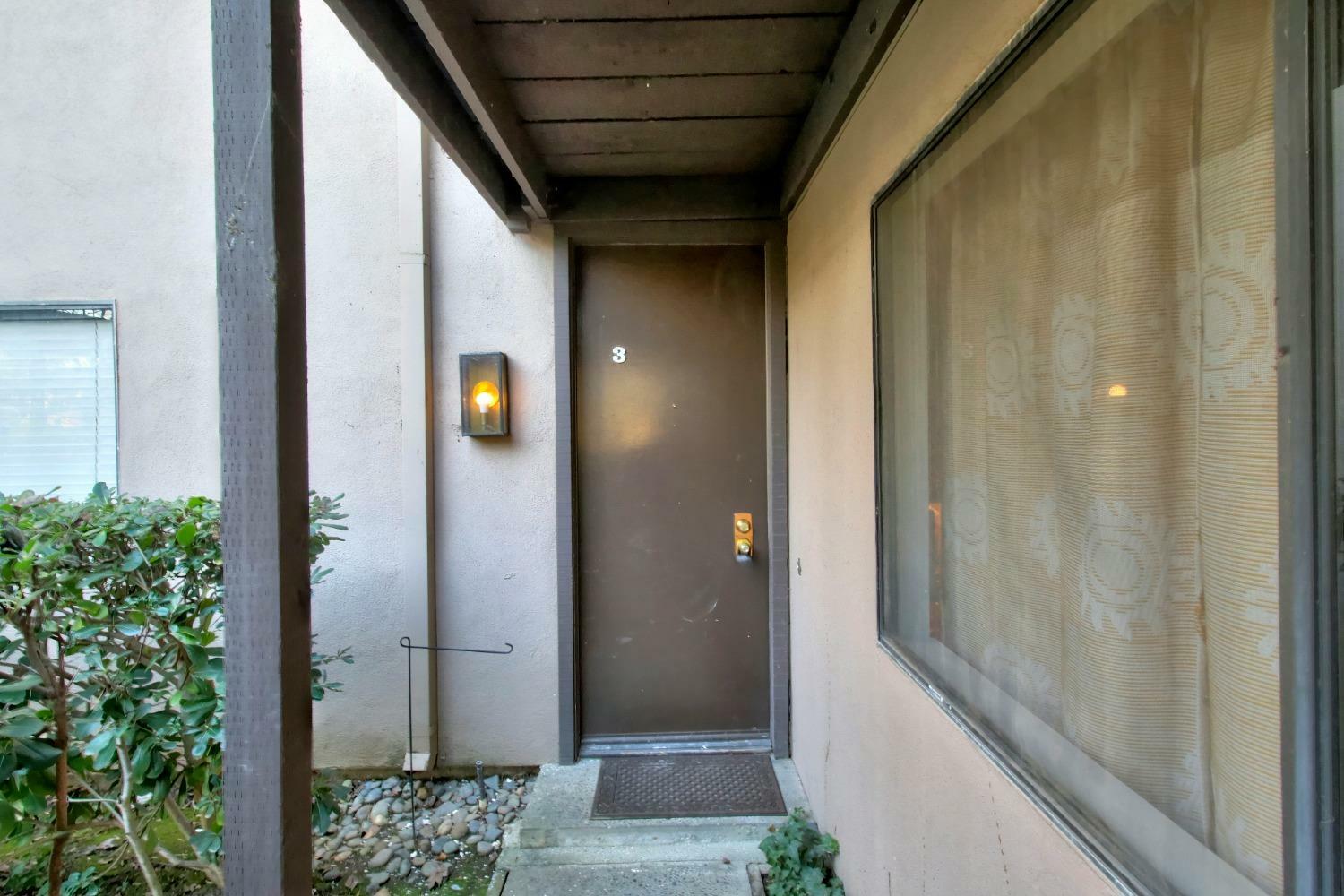 Property Photo:  640 Woodside Sierra 3  CA 95825 