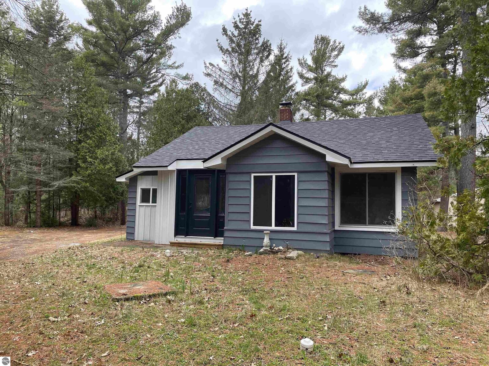 Property Photo: 3777 N US-23 MI 48750