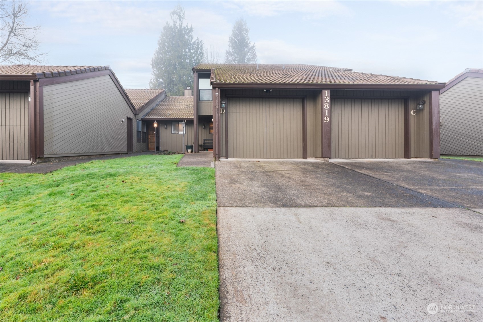 Property Photo:  13819 NW 10th Court D  WA 98685 