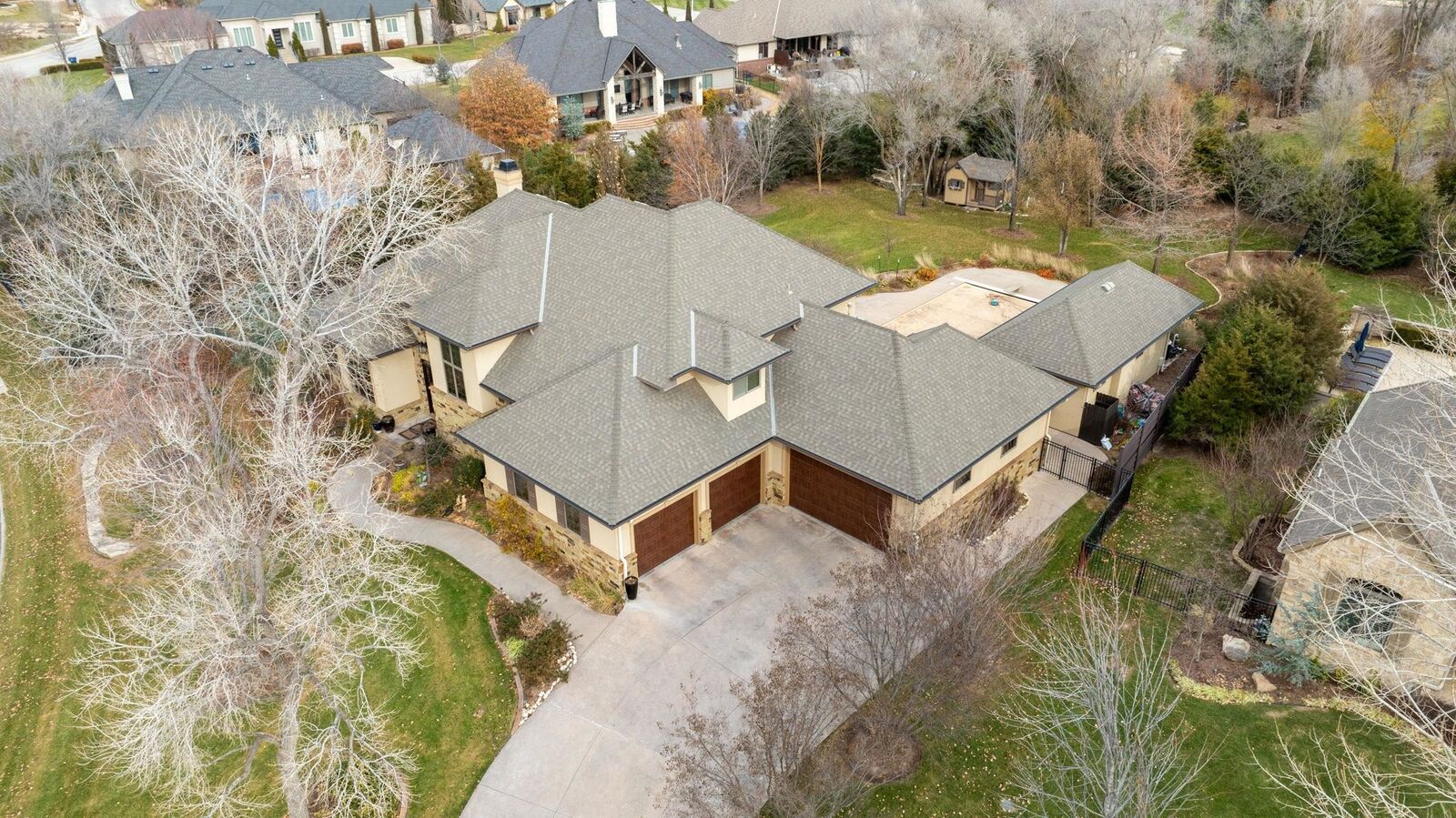 Property Photo:  9512 W Moss Rose St  KS 67101 