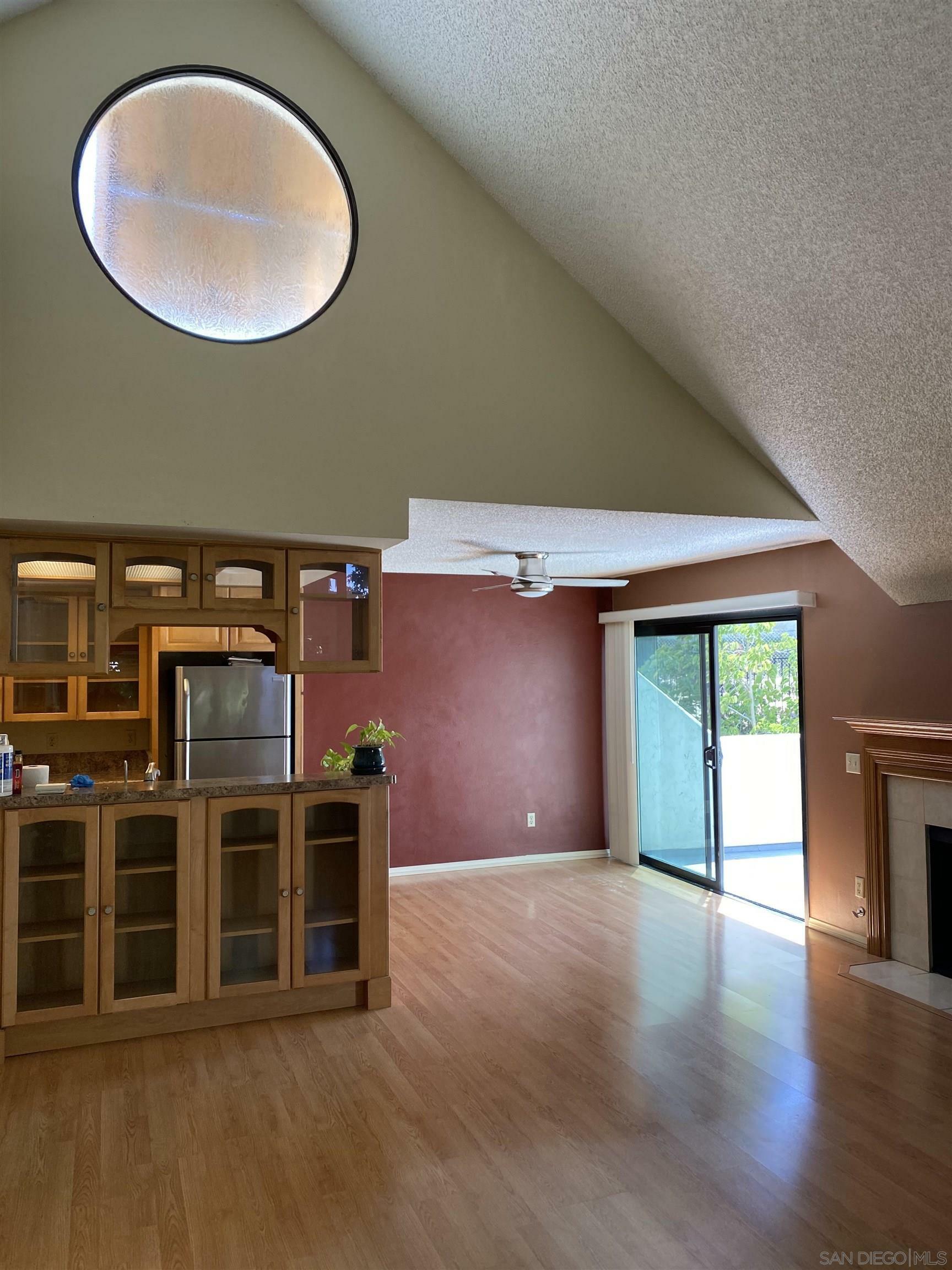 Property Photo:  313 N Melrose Dr H  CA 92083 