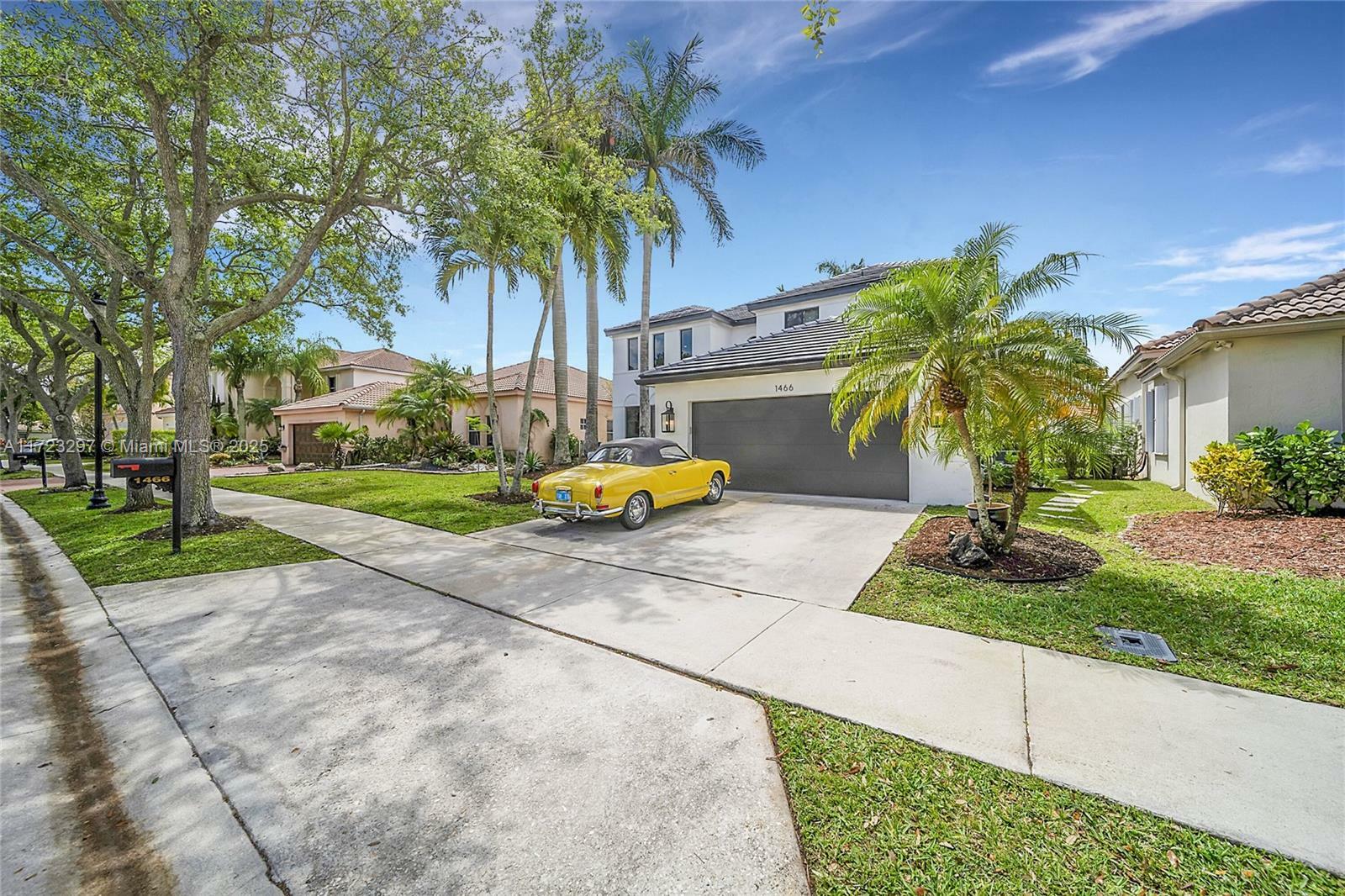 Property Photo:  1466 Meadows Blvd  FL 33327 