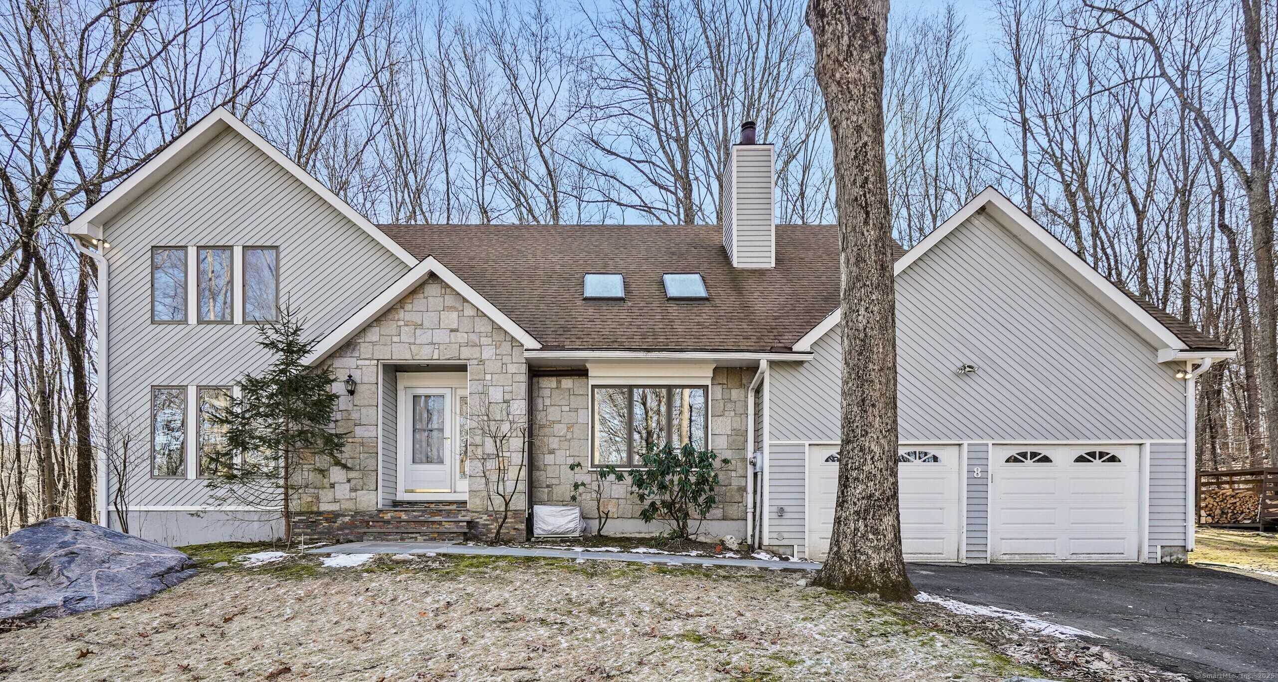 Property Photo:  8B Ichabod Lane  CT 06801 