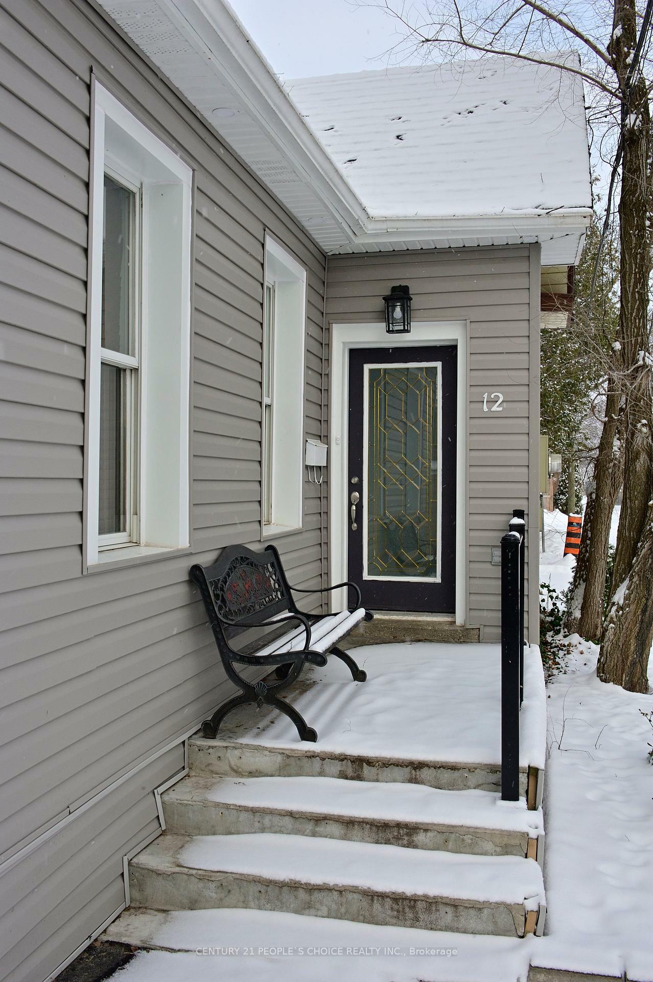 Photo de la propriété:  12 Barrie Lane  ON N1S 3A4 