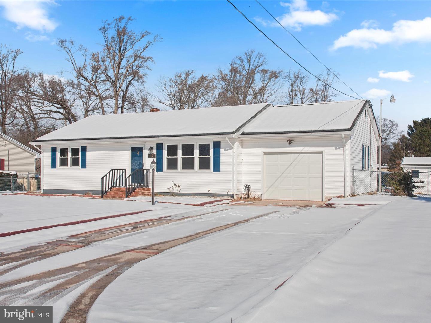 Property Photo: 13 Donovan Drive DE 19963