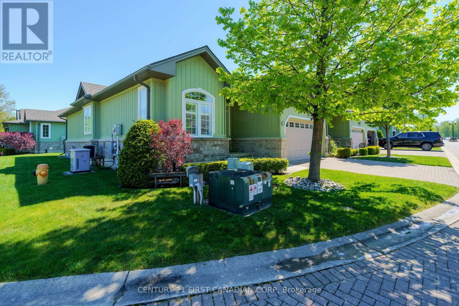 Photo de la propriété: 14 Oakwood Links Lane ON N0M 1T0