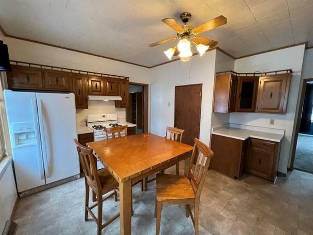 Property Photo:  2210 River Street  WI 54452 