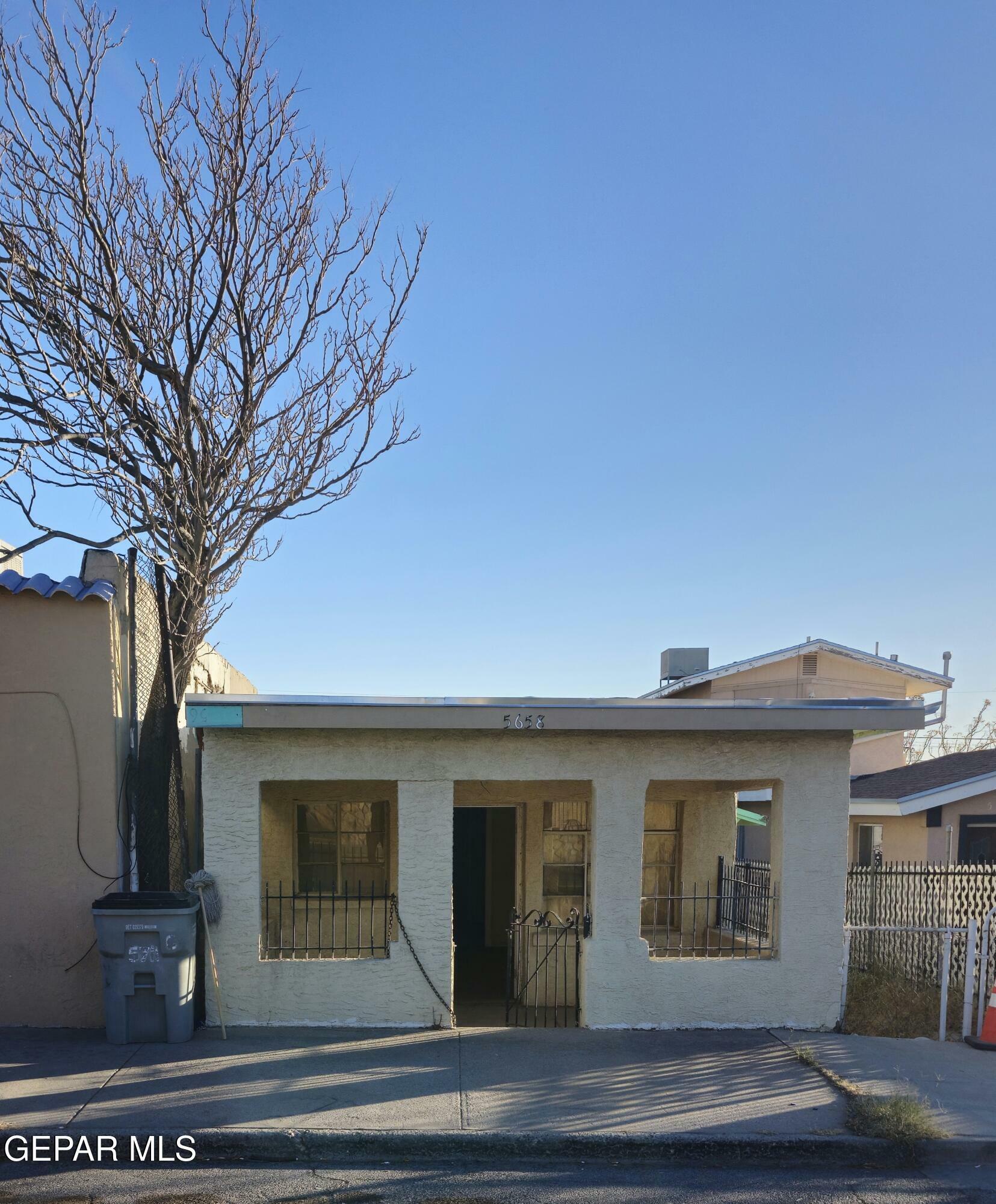 Property Photo:  5658 Dailey Avenue  TX 79905 