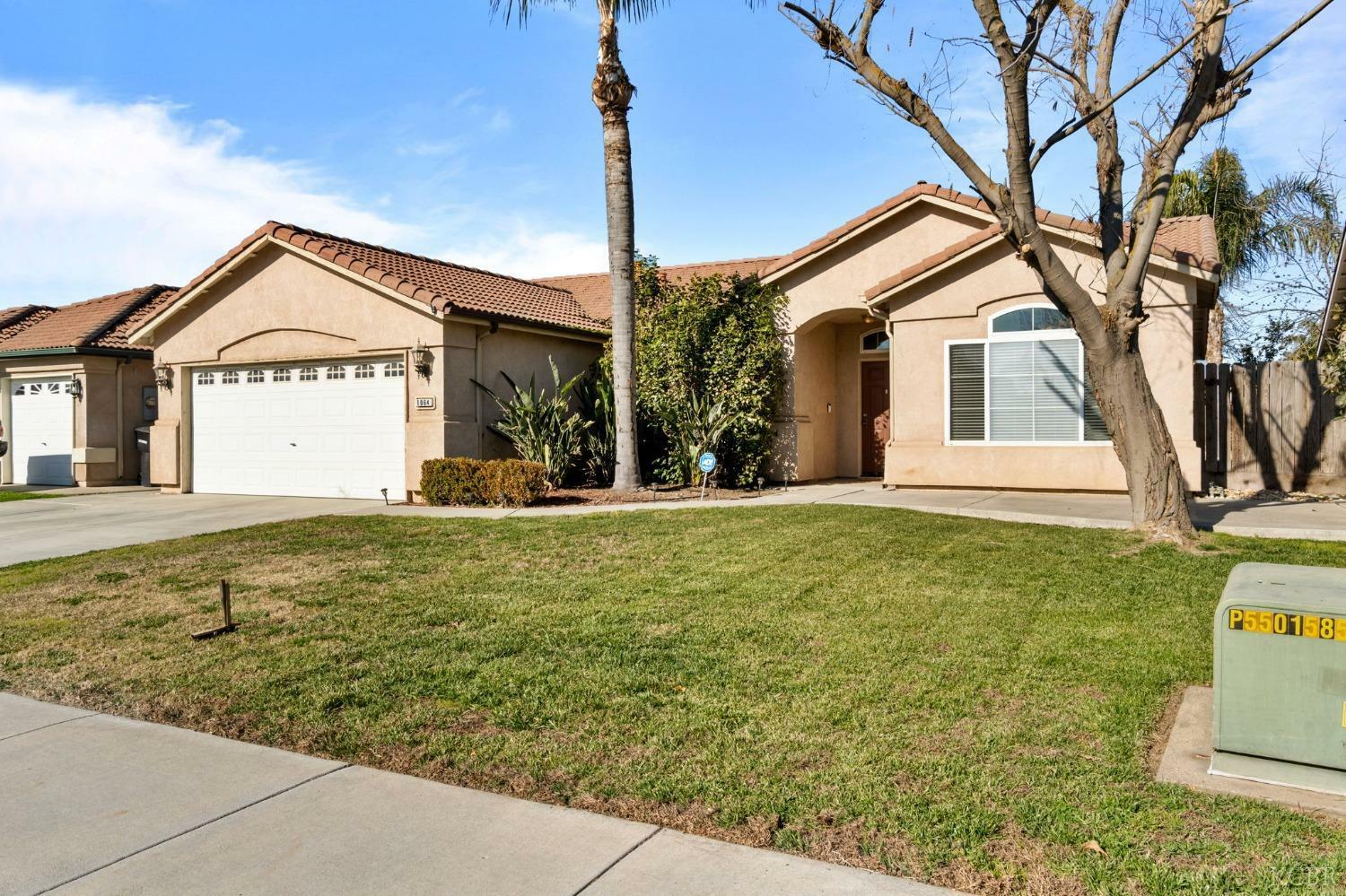 Property Photo:  1064 W Encore Drive  CA 93230 