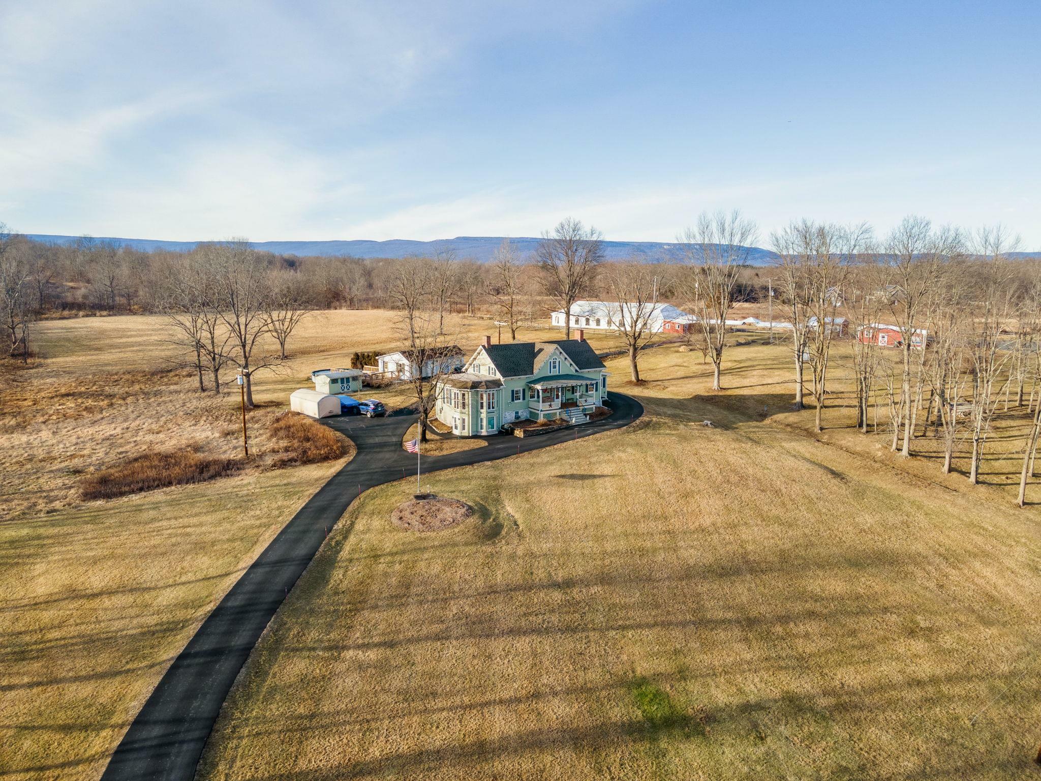 69 Lippincott Road  Wallkill NY 12589 photo
