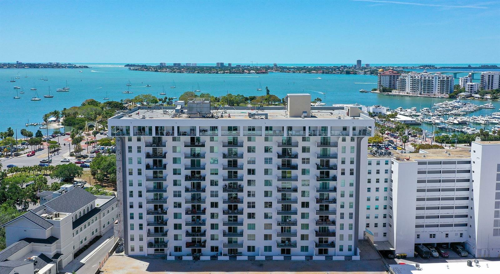 Property Photo:  101 S Gulfstream Avenue 8G  FL 34236 