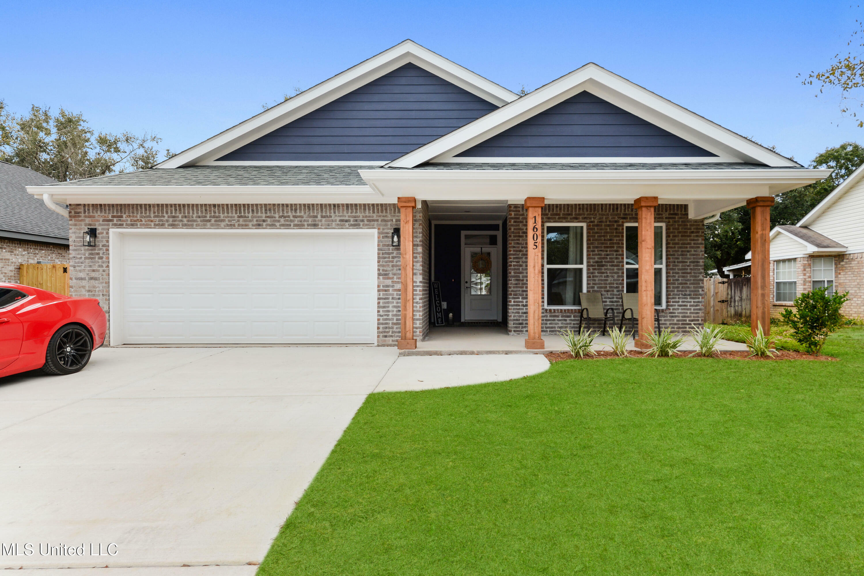 Property Photo: 1605 S 9th Street MS 39564