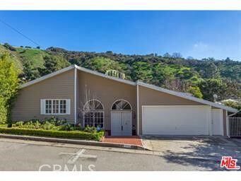 Property Photo: 1750 N Beverly Drive CA 90210