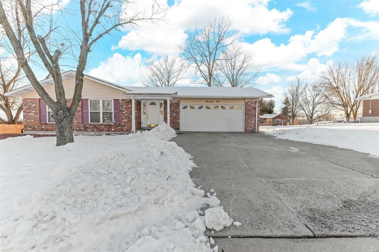 Property Photo: 72 Willow Way MO 63304