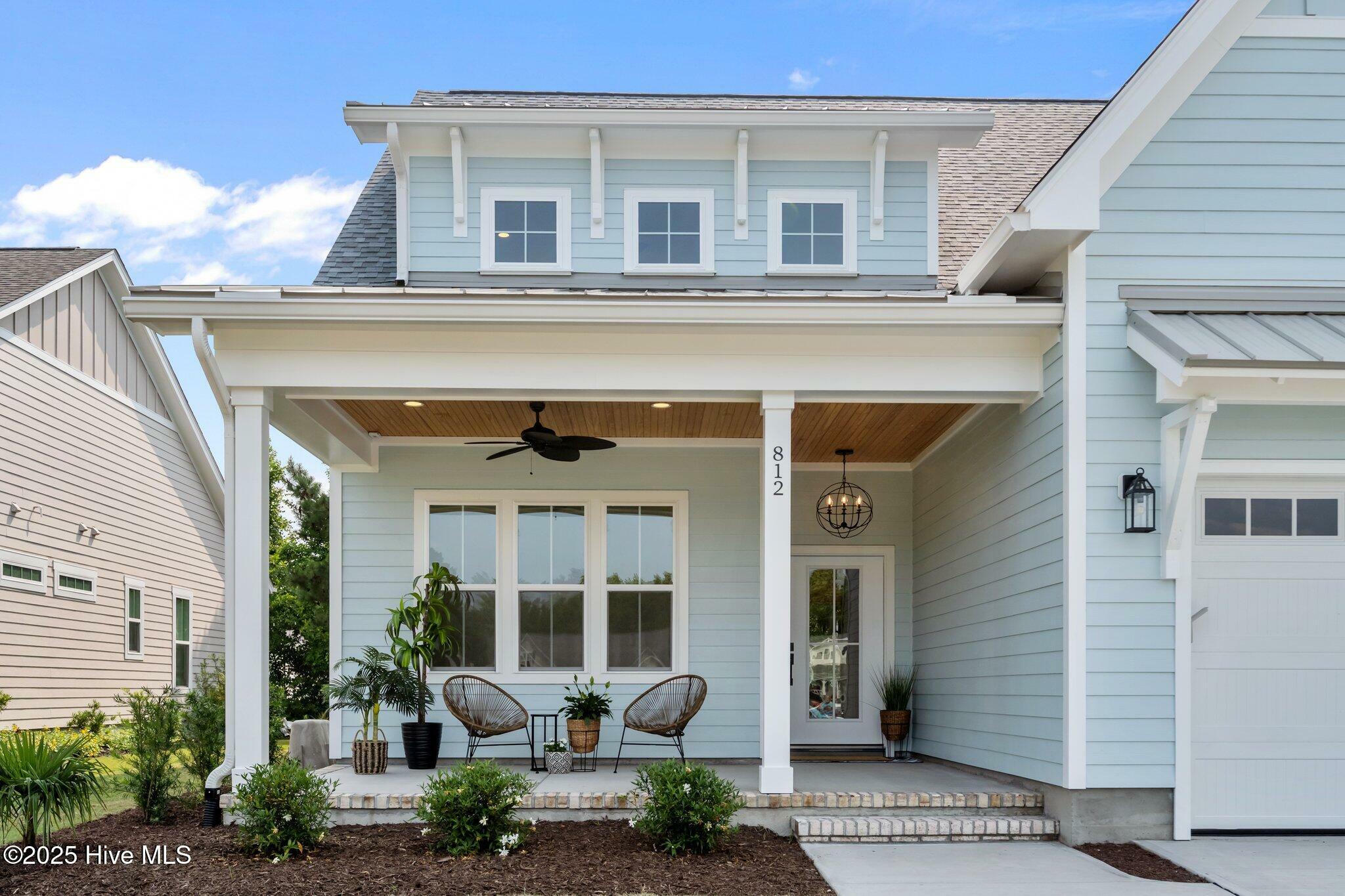 Property Photo: 812 Lake Willow Way NC 28445