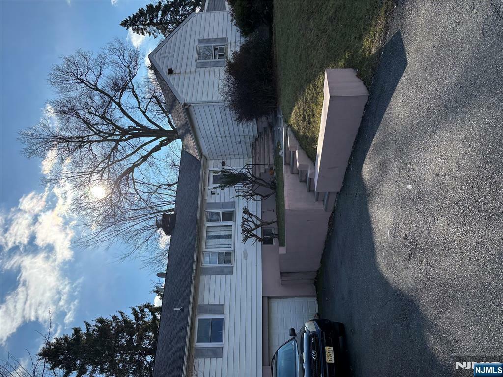 Property Photo:  34 Fitzrandolph Road  NJ 07052 