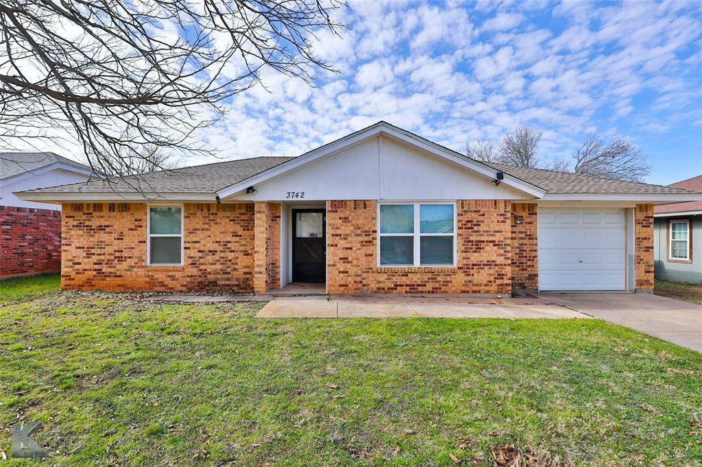 Property Photo:  3742 Radcliff Road  TX 79602 