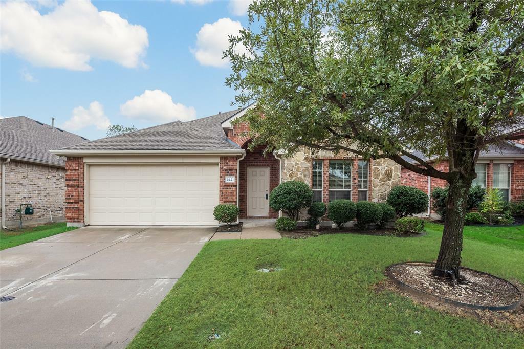 Property Photo:  9621 Sleepy Hollow Drive  TX 75072 