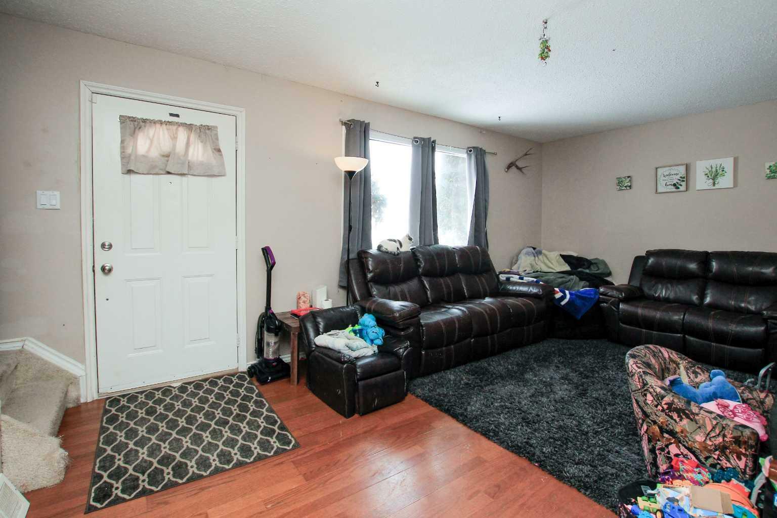 Property Photo:  35 Nash Street D1  AB T4P 1X9 